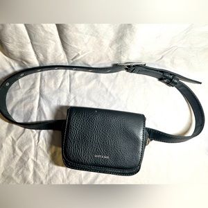 Matt & Nat belt bag in black